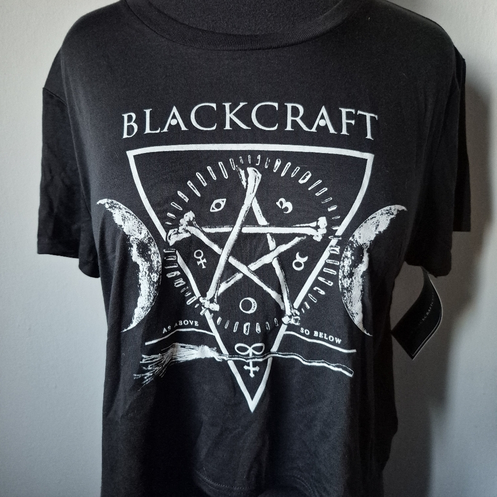 BLACKCRAFT COVEN FLOWY CROP